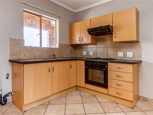 Studio Apartment in Springs Central