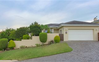 3 Bedroom Townhouse in Lovemore Heights