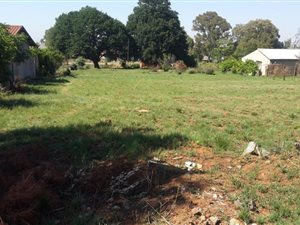 892 m² Land available in Derby