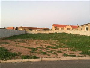 803 m² Land available in Vredenburg