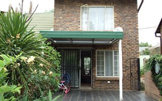 2 Bedroom Duplex in Noordwyk