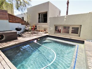 2 Bed House in Morningside