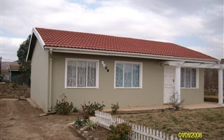 3 Bedroom House in Mpophomeni