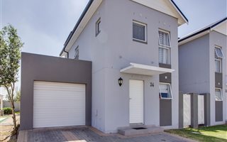 2 Bedroom Townhouse in Buh Rein Estate