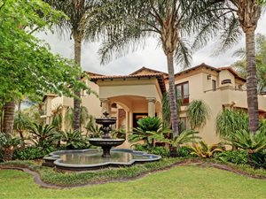 4 Bed House in Boardwalk Manor
