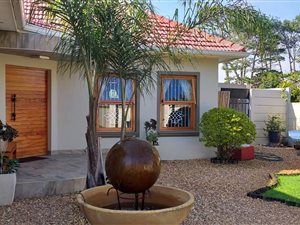 3 Bed House in Wynberg