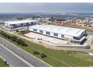 Industrial space in Alberton