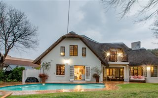 4 Bedroom House in Hurlingham Manor