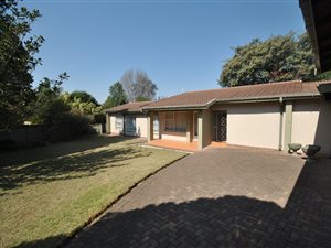 3 Bed House in Schuinshoogte