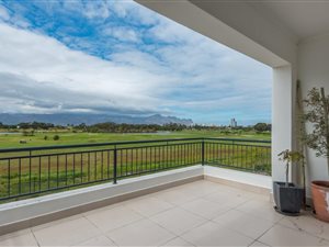 2 Bed Apartment in De Velde