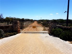 10.3 ha Farm in Yzerfontein