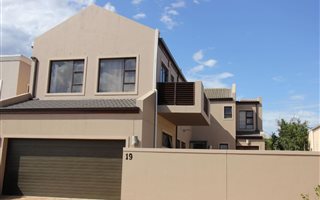 3 Bedroom House in Milnerton Ridge