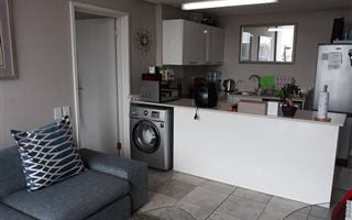 1 Bedroom Apartment in Foreshore