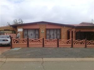 4 Bed House in Lenasia