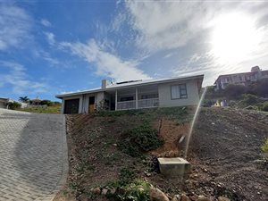4 Bed House in Island View