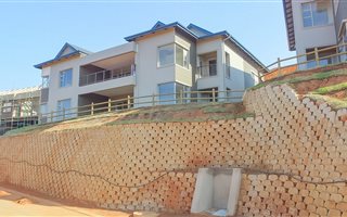 4 Bedroom Simplex in Simbithi Estate