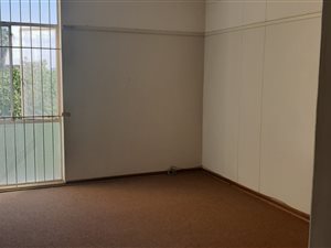 1 Bed Apartment in Memorial Road Area