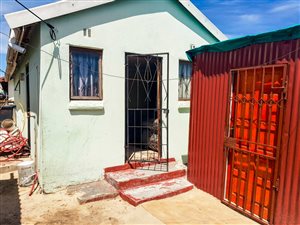 2 Bed House in Mfuleni