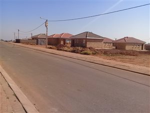 2 Bed House in Lehae