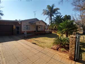 3 Bed House in Valhalla