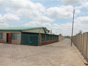 10.7 ha Farm in Kaalplaats
