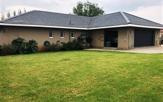 3 Bedroom House in Vaalpark