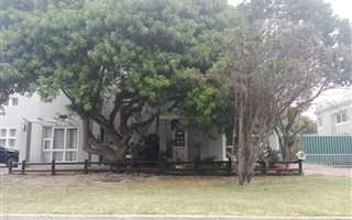 4 Bedroom Duplex in Flamingo Vlei