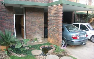 3 Bedroom Duplex in Lynnwood Glen