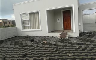 3 Bedroom House in Pelican Heights