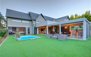 4 Bedroom House in Heather Park