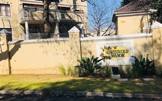 2 Bedroom Apartment in Saxonwold