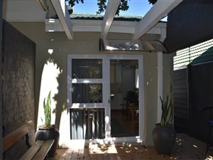 1 Bed House in Parktown North