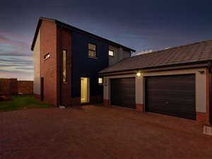 3 Bed Duplex in Nietgedacht AH