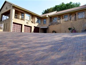3 Bed House in Florida Park