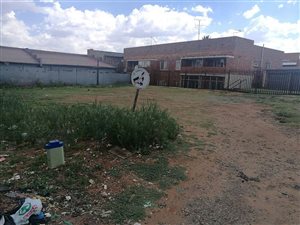 726 m² Land available in Primrose