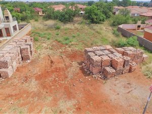 658 m² Land available in The Orchards