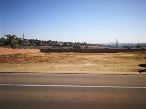 1693 m² Land available in Thatchfield