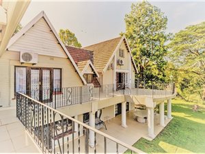 5 Bed House in Winston Park