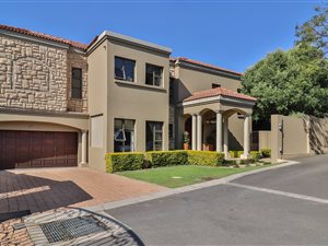 4 Bed Cluster in Bryanston