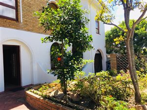 6 Bed House in Heathfield