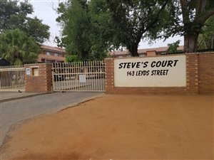 1 Bed Apartment in Rustenburg Central
