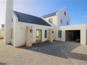 3 Bed House in Blue Lagoon