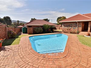 4 Bed House in Faerie Glen