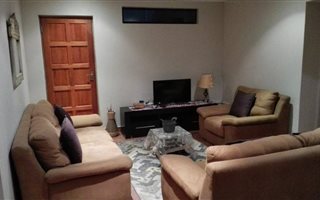 2 Bedroom Apartment in Admirals Park