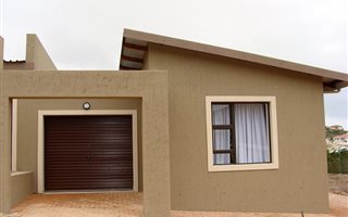 2 Bedroom House in Island View