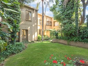 3 Bed Townhouse in Lakefield