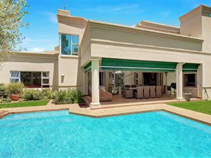 3 Bed Cluster in Melrose North