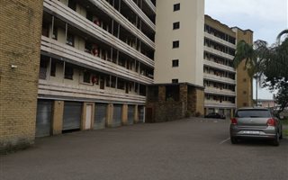 2.5 Bedroom Apartment in Pinetown Central