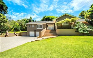 3 Bedroom House in Constantia