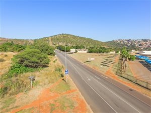 4700 m² Land available in Waterkloof